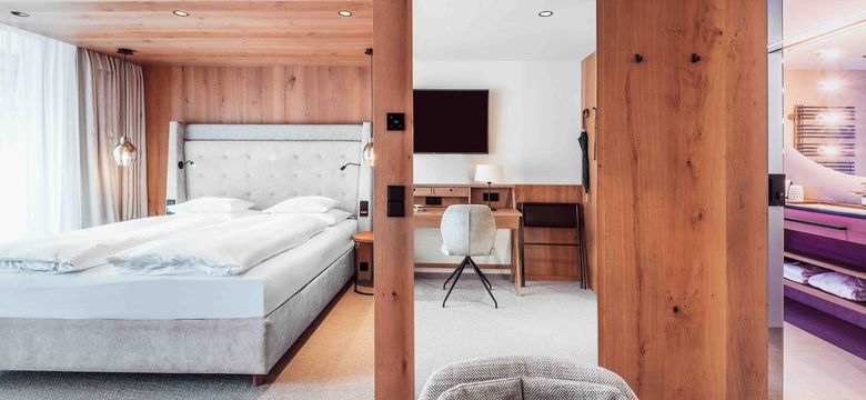 DAS EDELWEISS Salzburg Mountain Resort: Doppelzimmer Superior image #1